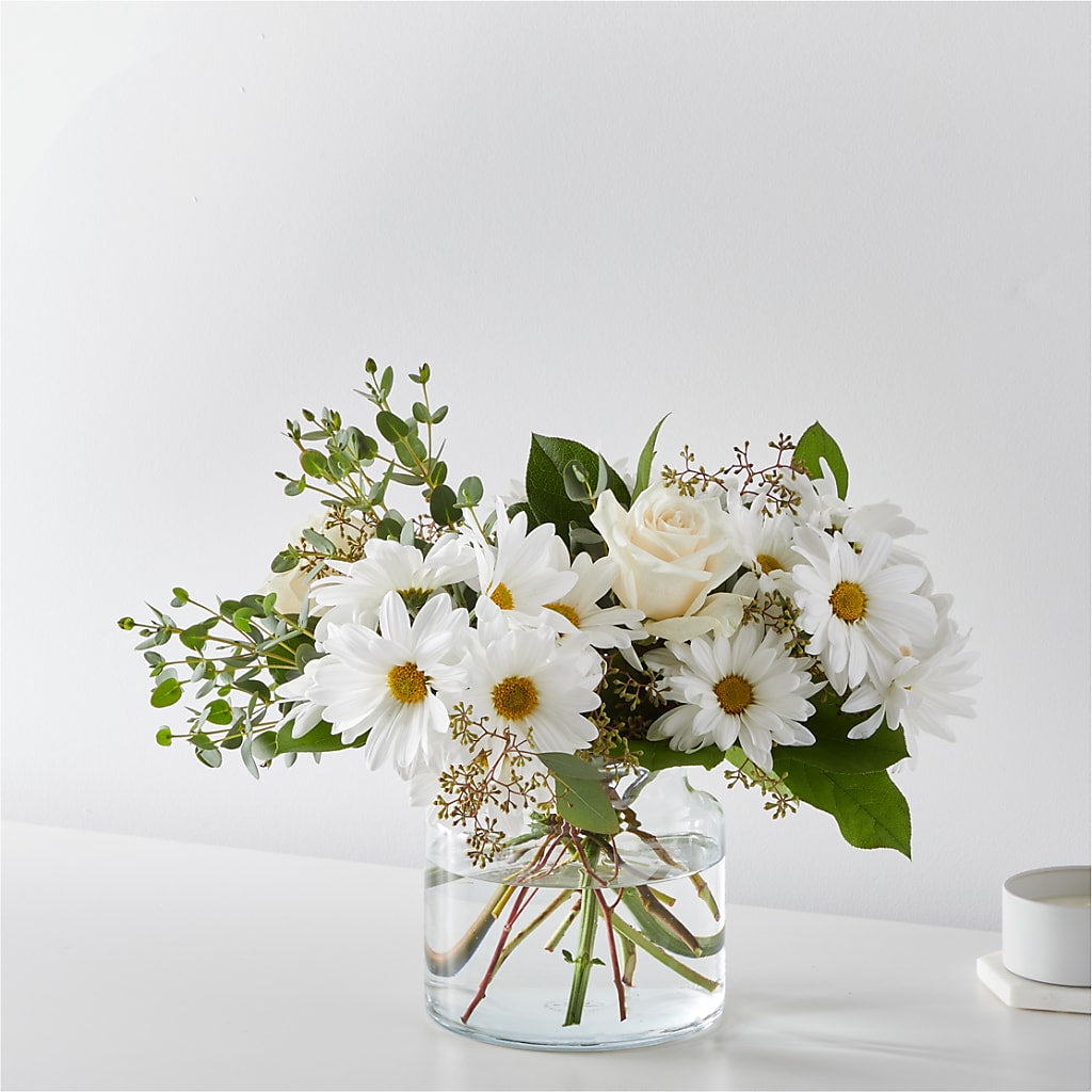 Fresh Linen Bouquet – Verona Florist, Woodbridge ON