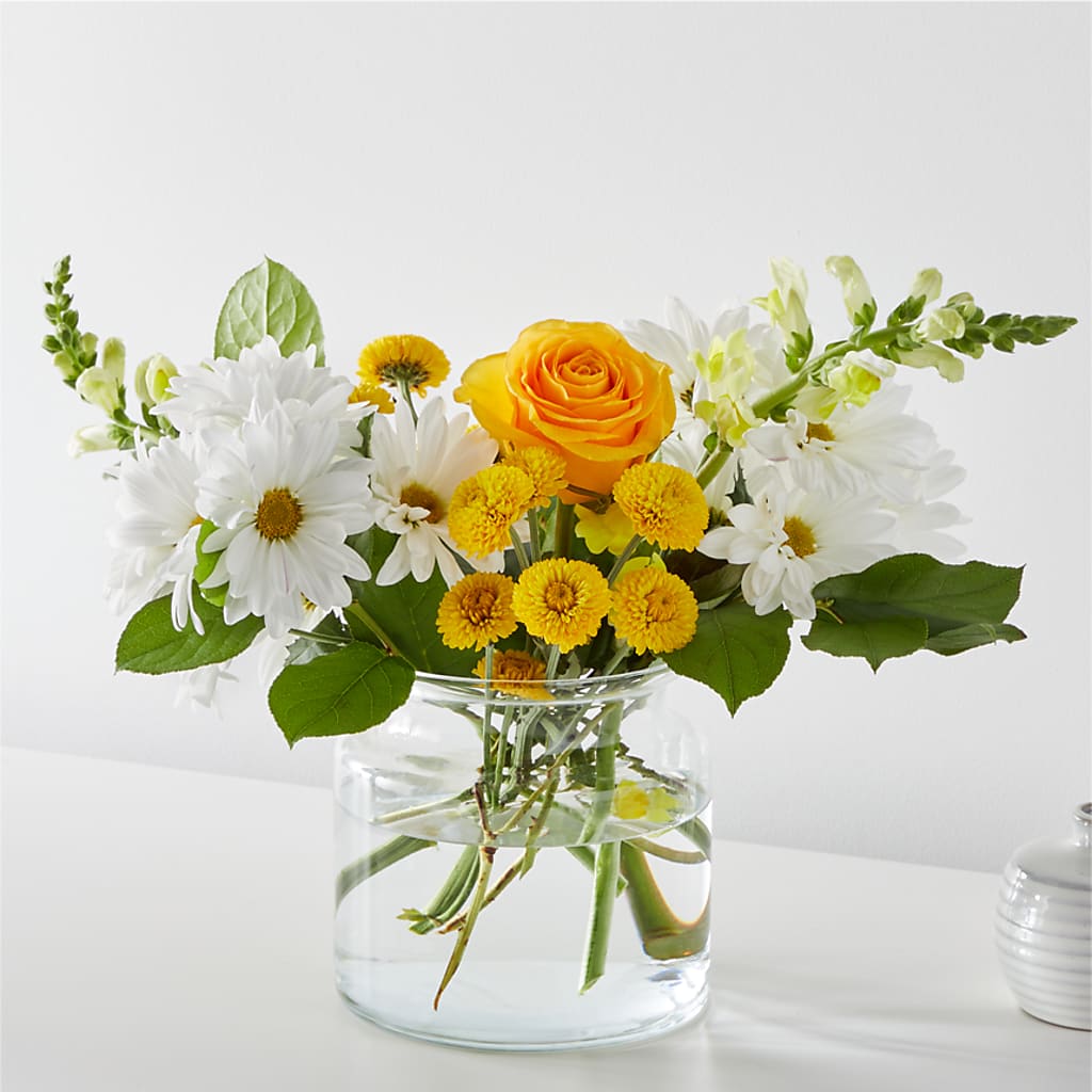Sun Salutation Bouquet – Verona Florist, Woodbridge ON