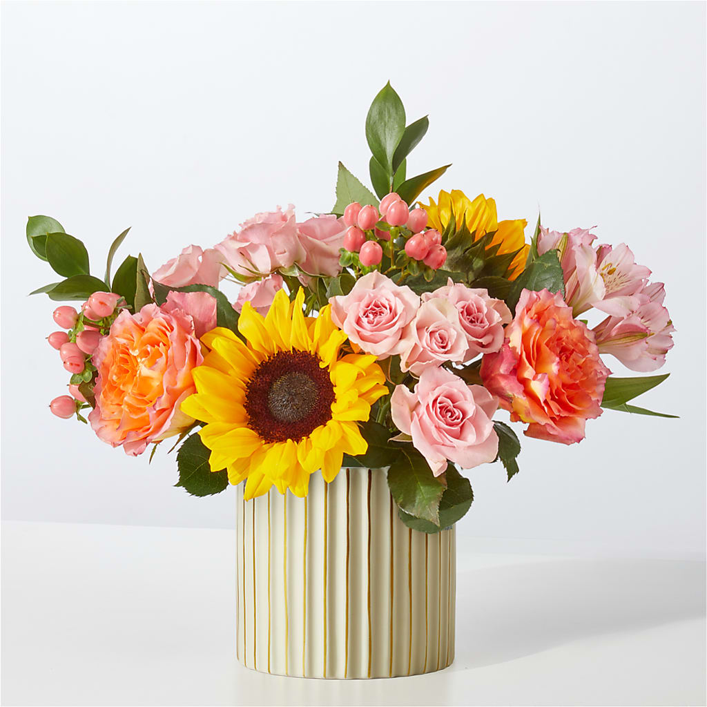 Sun's Out Bouquet – Verona Florist, Woodbridge ON