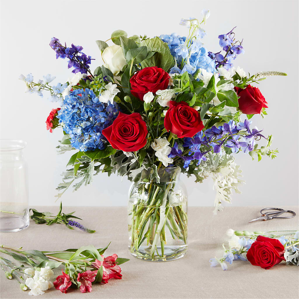 Star Spangled - A Florist Original – Verona Florist, Woodbridge ON