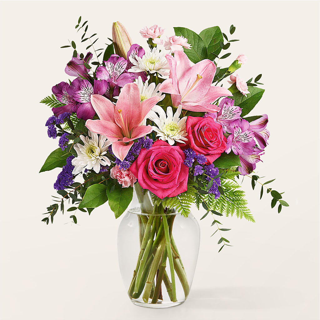 Lace & Pearls Bouquet – Verona Florist, Woodbridge ON