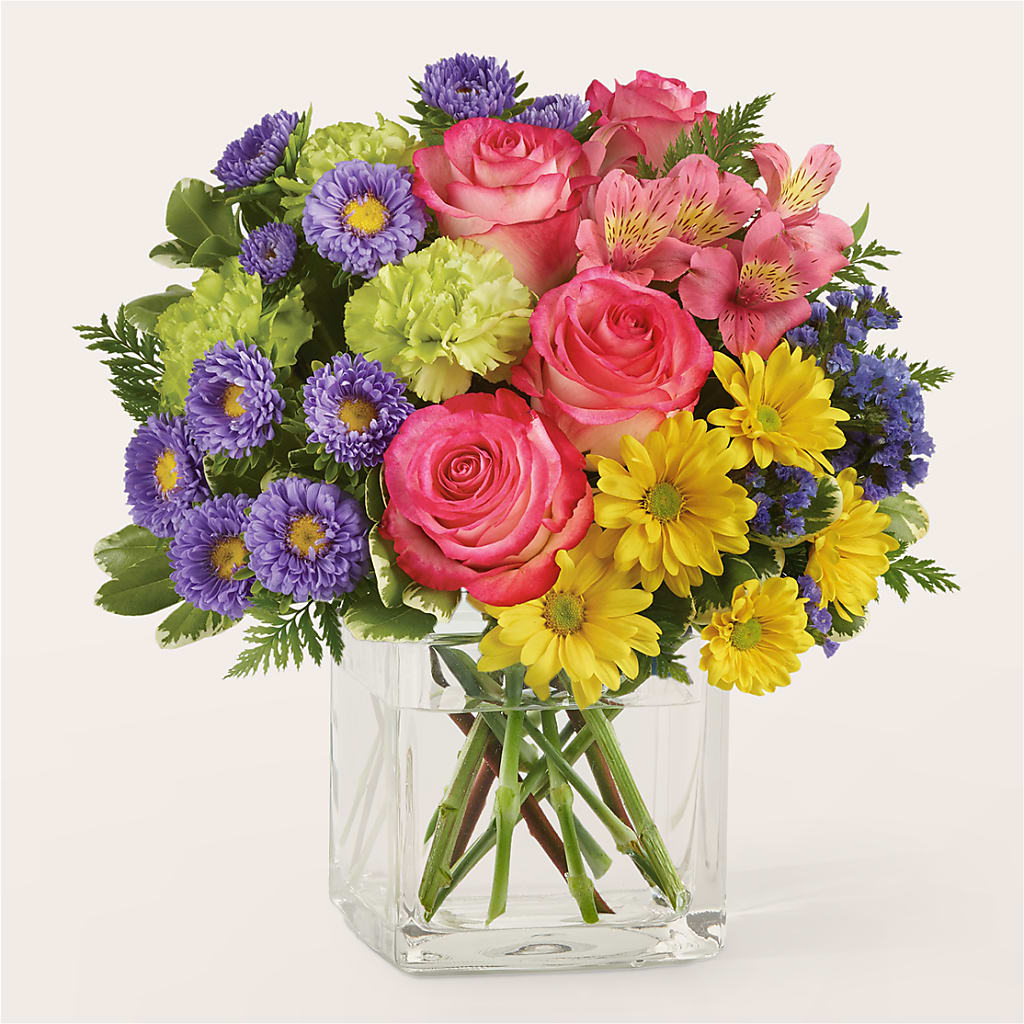 Candy Jar Bouquet – Verona Florist, Woodbridge ON