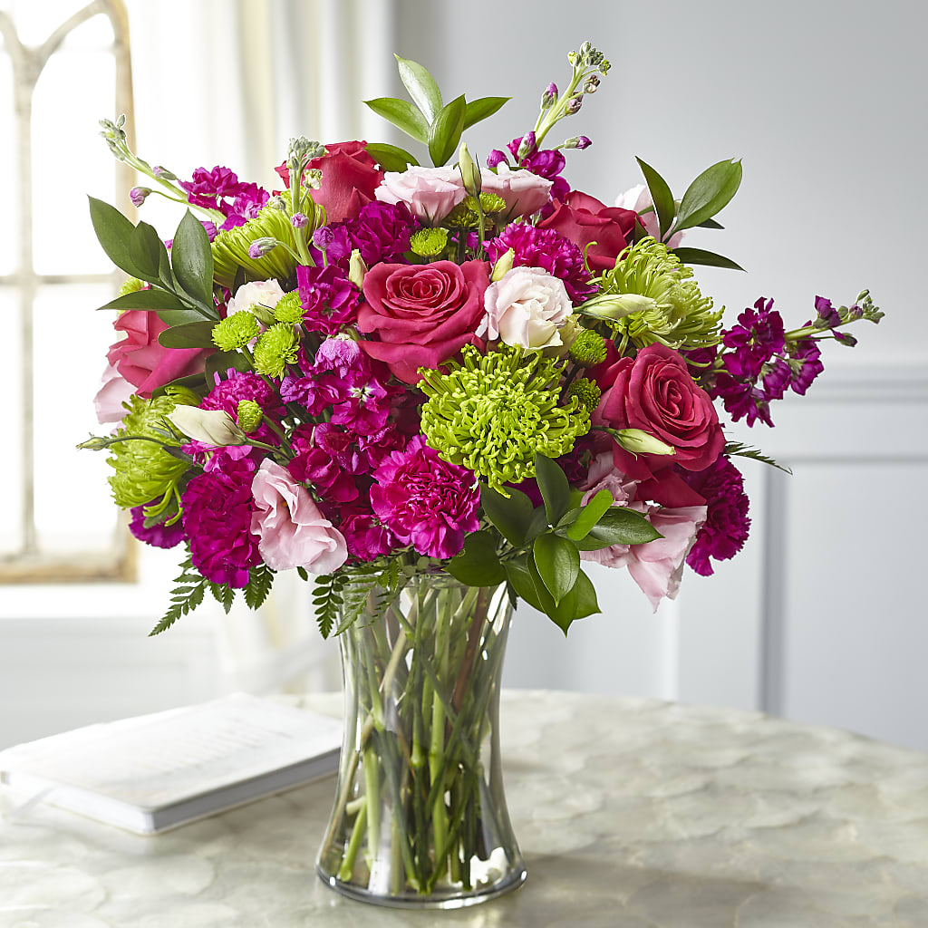 Everlasting Embrace Bouquet – Verona Florist, Woodbridge ON