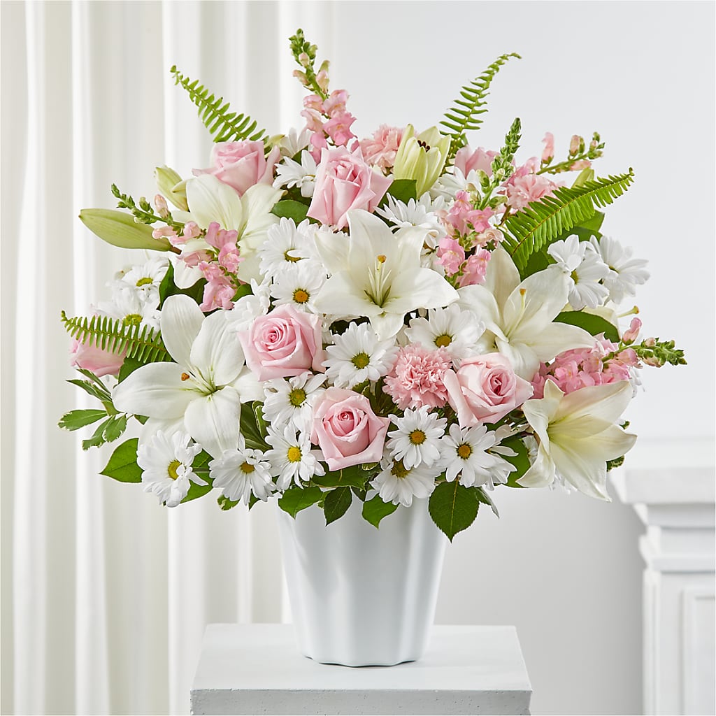 Soft Touch Tabletop Basket – Verona Florist, Woodbridge ON