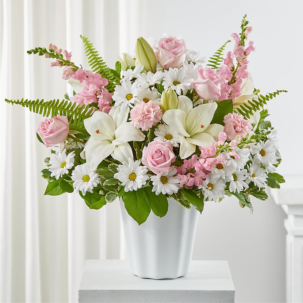 Soft Touch Tabletop Basket – Verona Florist, Woodbridge ON