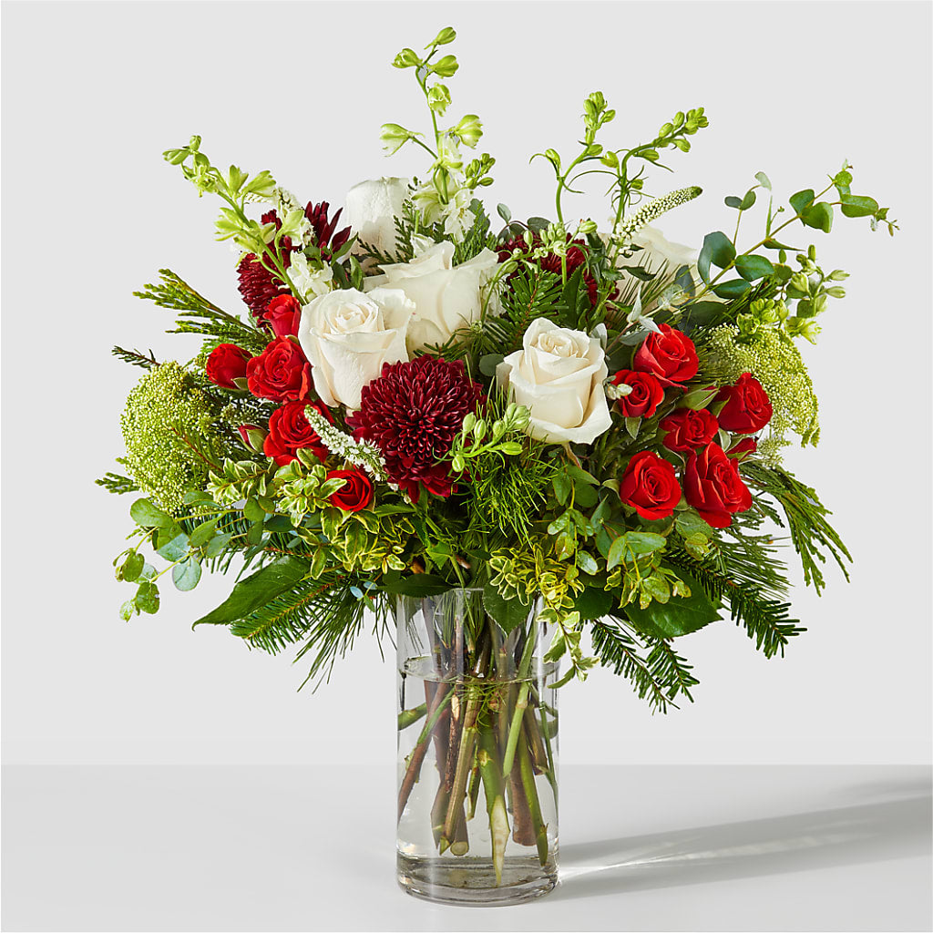Favorite Traditions Bouquet – Verona Florist, Woodbridge ON