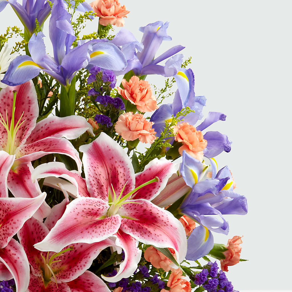 The Wondrous Nature Bouquet –  Verona Florist, Woodbridge ON