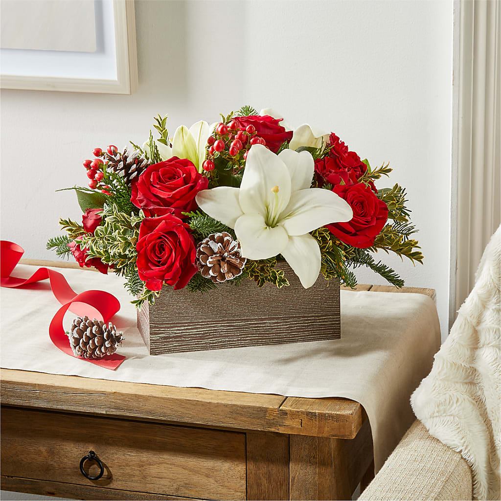 Snowy Wonderland Bouquet –  Verona Florist, Woodbridge ON