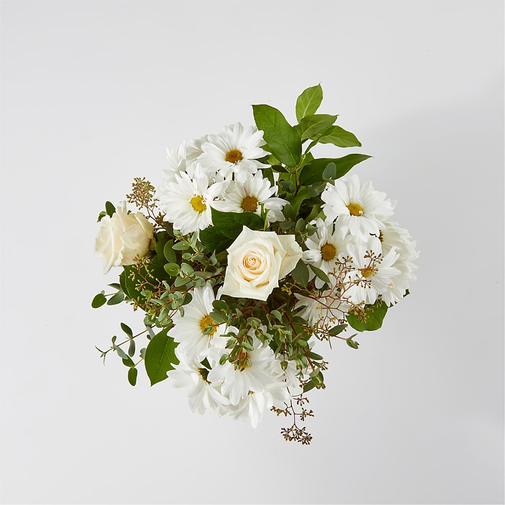 Fresh Linen Bouquet –  Verona Florist, Woodbridge ON