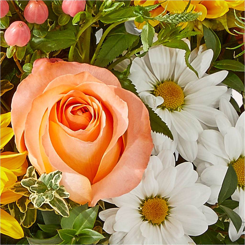 The Good Life Bouquet –  Verona Florist, Woodbridge ON