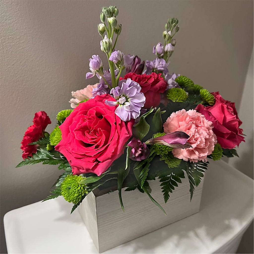 Sweetberry Box – A Florist Original –  Verona Florist, Woodbridge ON