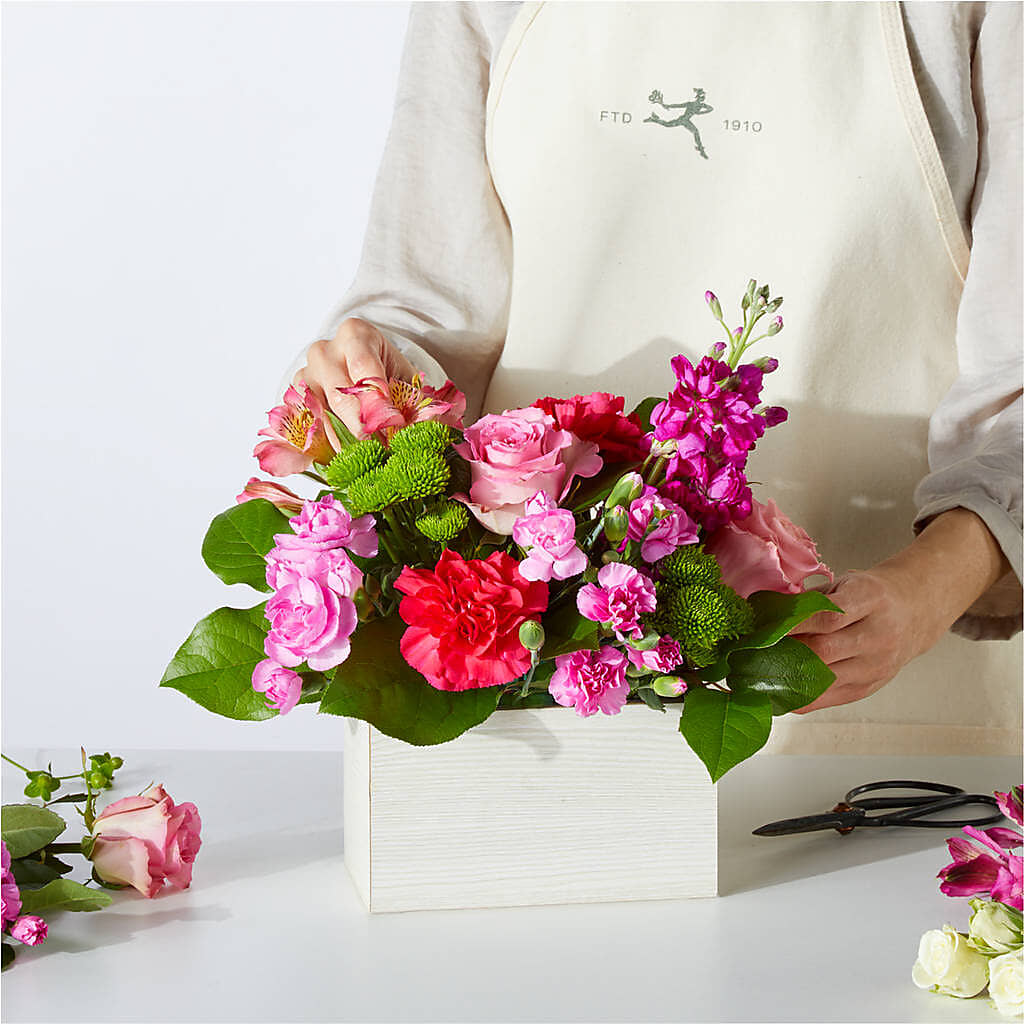 Sweetberry Box – A Florist Original –  Verona Florist, Woodbridge ON