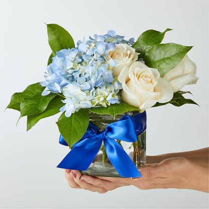 Sky Blue Delight Bouquet –  Verona Florist, Woodbridge ON