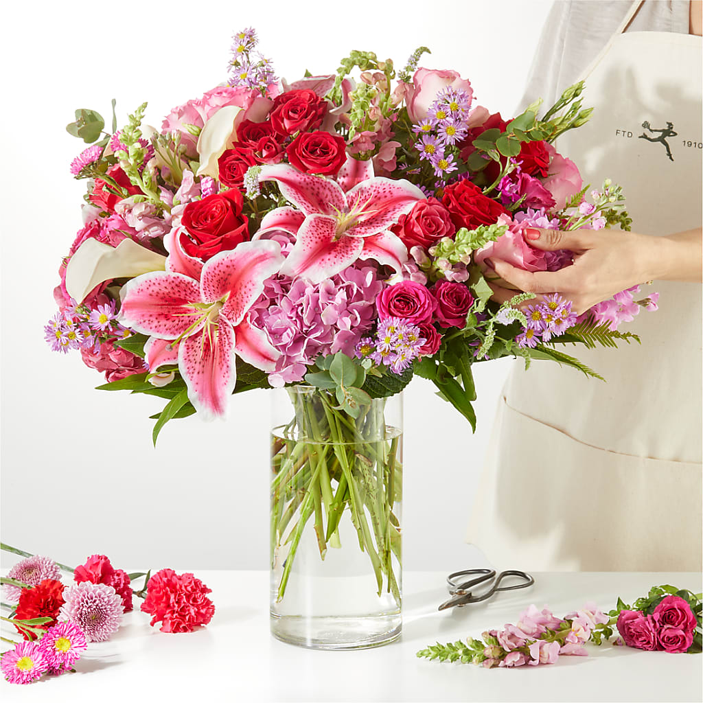 Swooning Over You - A Florist Original –  Verona Florist, Woodbridge ON