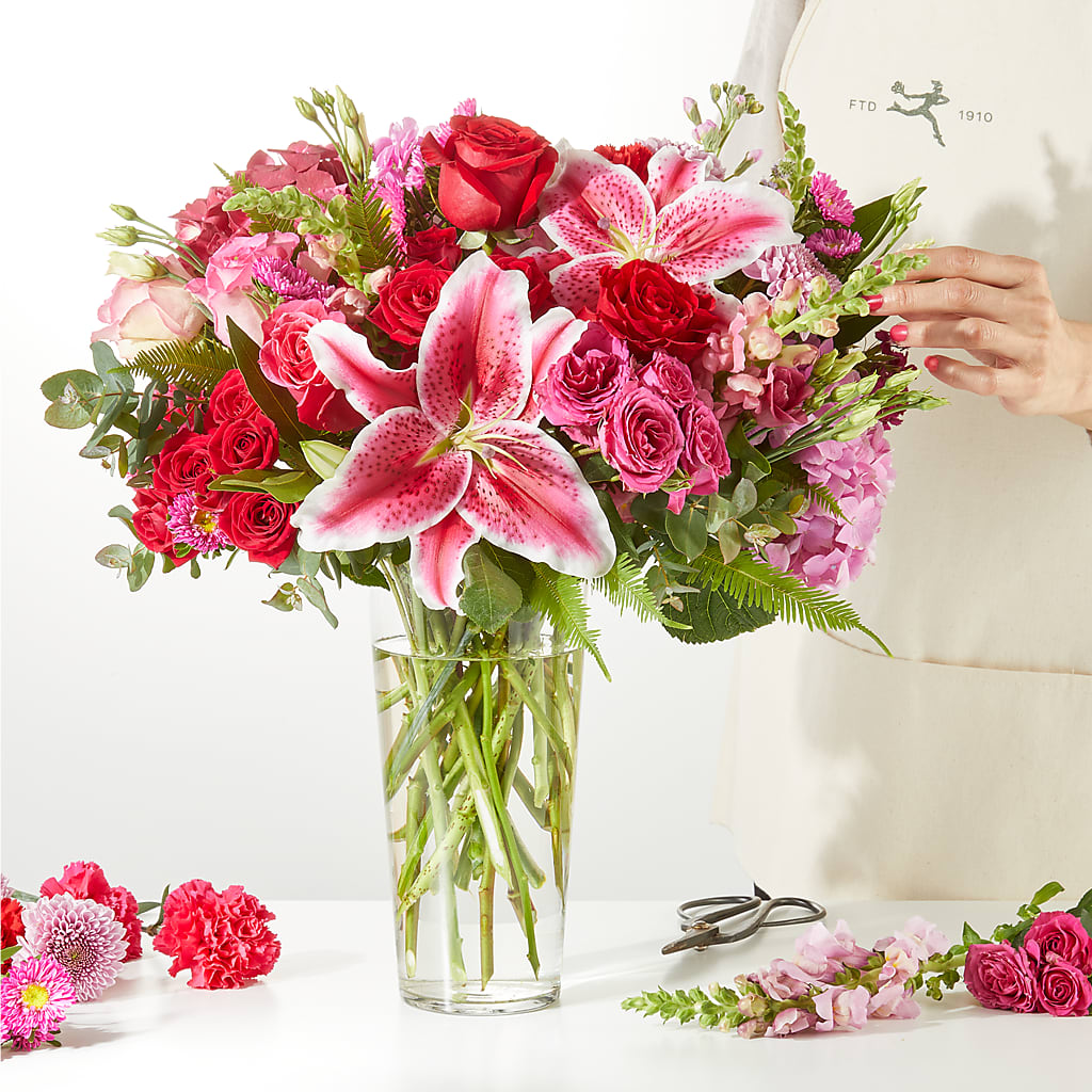 Swooning Over You - A Florist Original –  Verona Florist, Woodbridge ON