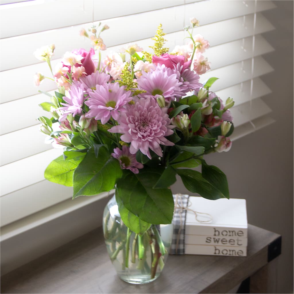 Pastel Tradition - A Florist Original –  Verona Florist, Woodbridge ON