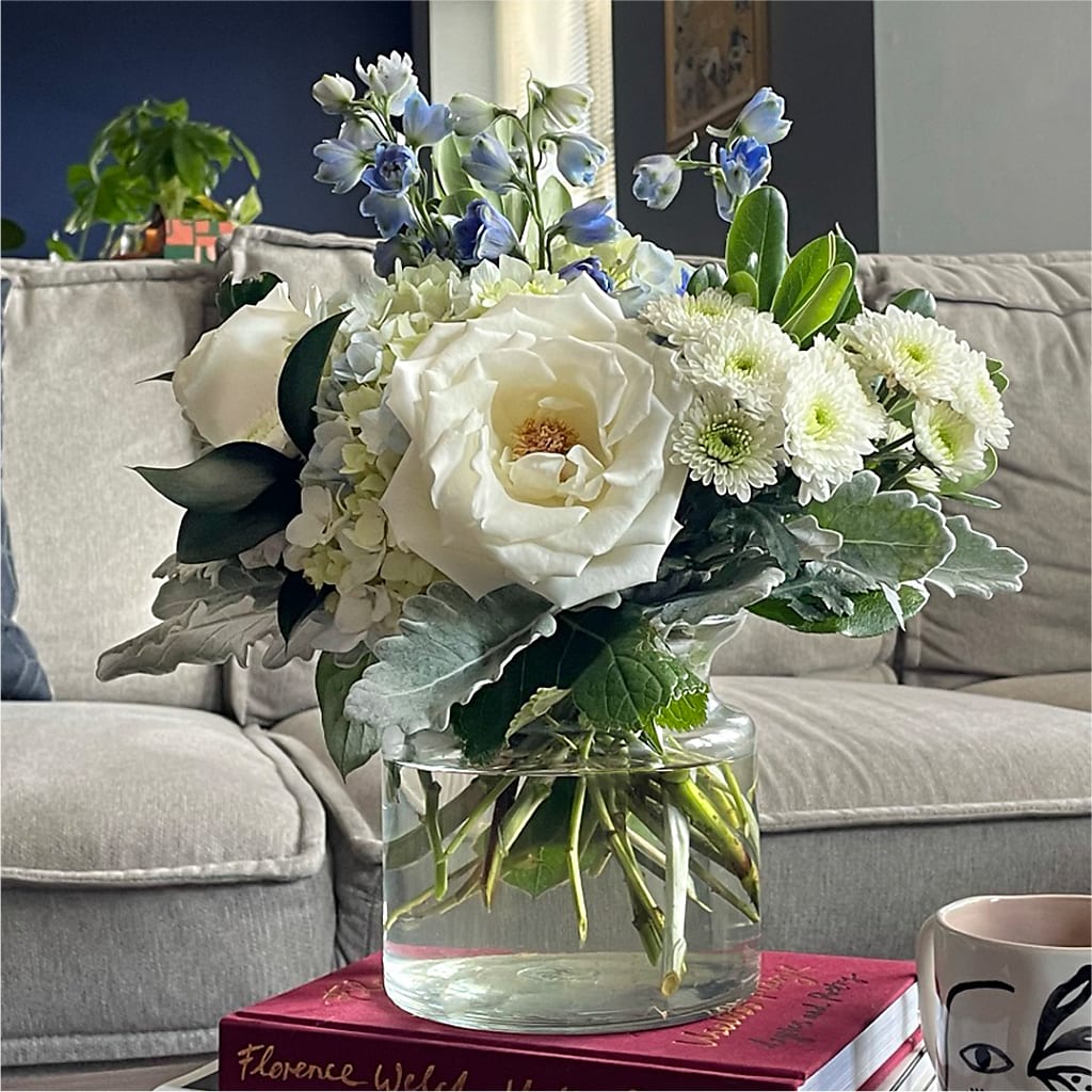 Clear Skies Bouquet –  Verona Florist, Woodbridge ON