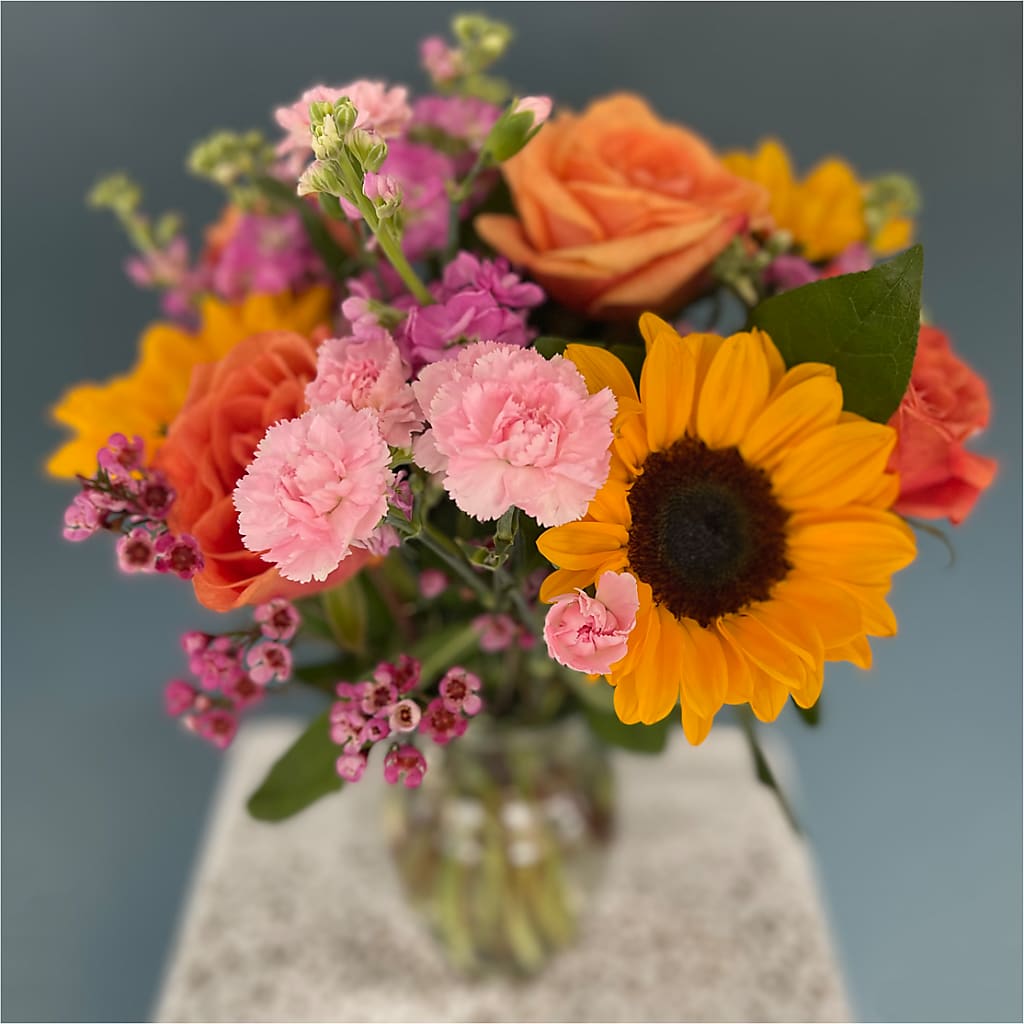 Yellow Brick Road Bouquet –  Verona Florist, Woodbridge ON