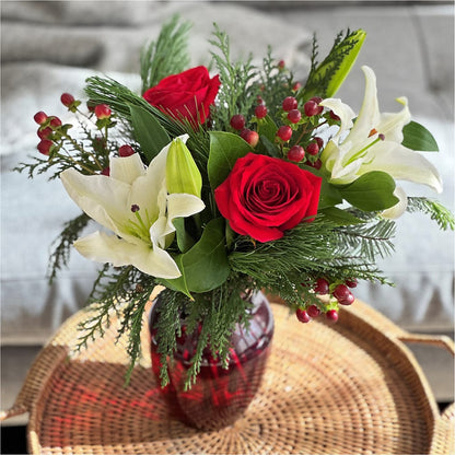 Evergreen Delight Bouquet –  Verona Florist, Woodbridge ON