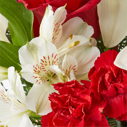 Holiday Season Bouquet –  Verona Florist, Woodbridge ON