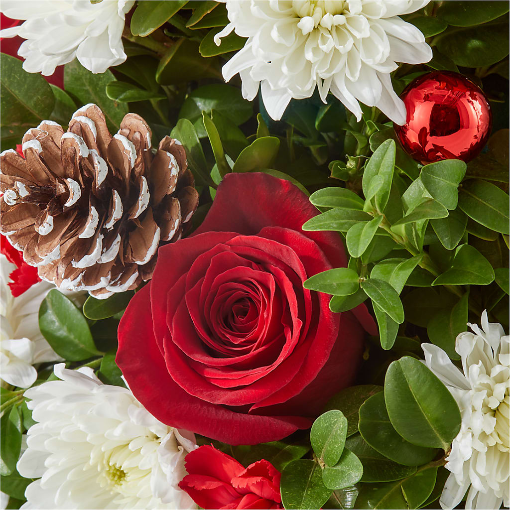 Let It Snow Tree –  Verona Florist, Woodbridge ON