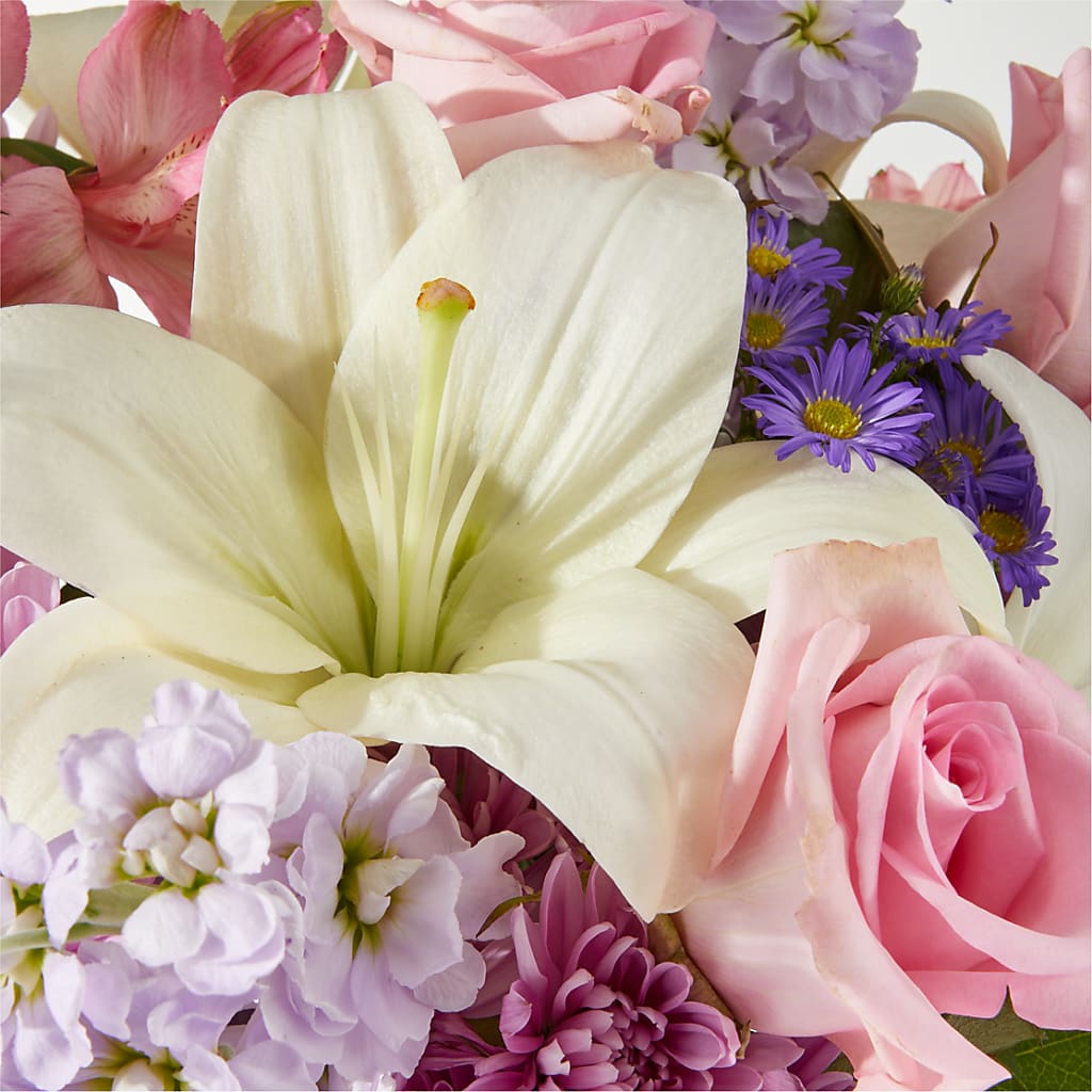 Weekend Escape Bouquet –  Verona Florist, Woodbridge ON
