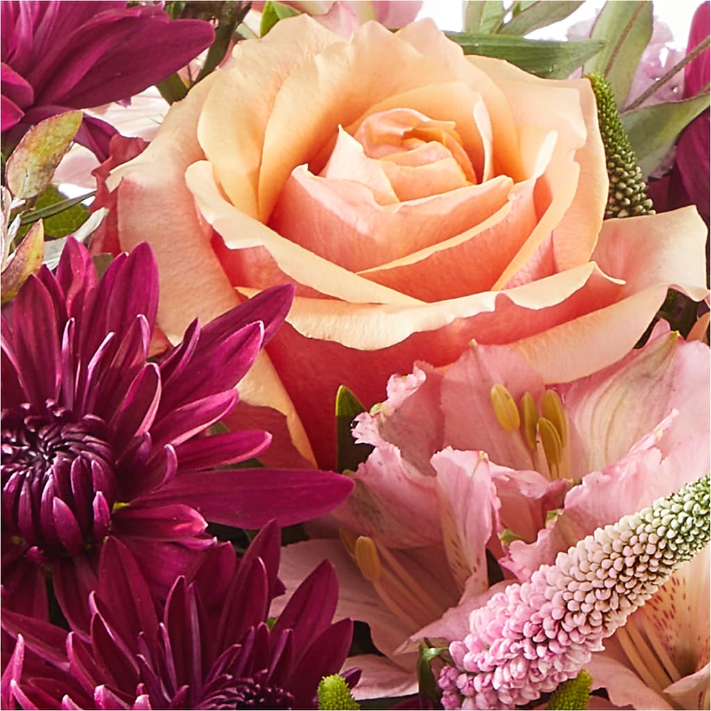 Berry Cobbler Bouquet –  Verona Florist, Woodbridge ON