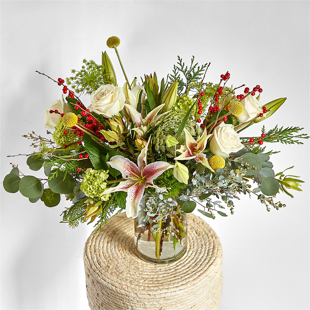 Berry & Bright Bouquet –  Verona Florist, Woodbridge ON