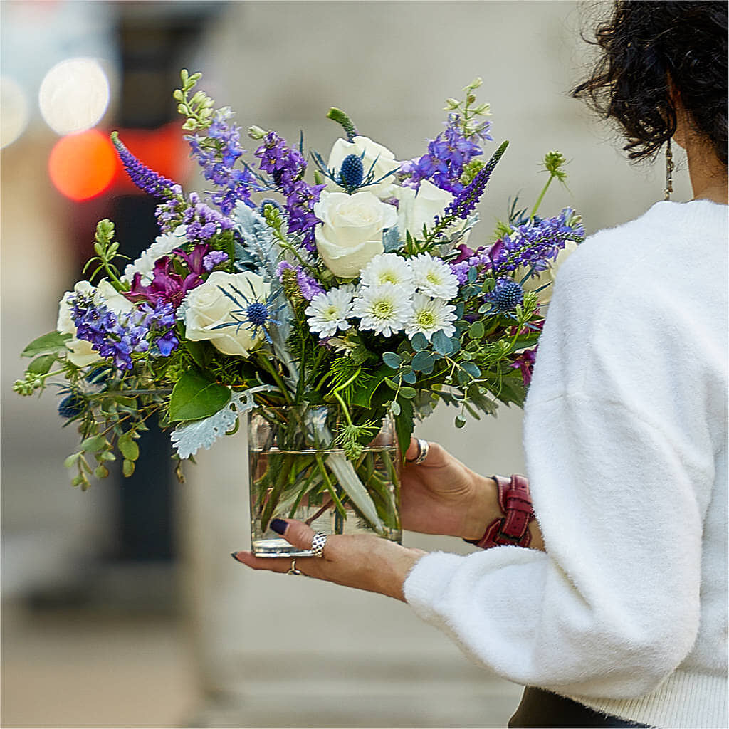 Shooting Star Bouquet –  Verona Florist, Woodbridge ON