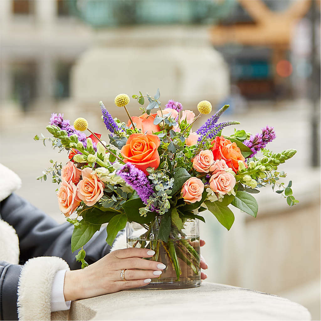 The Standout Bouquet –  Verona Florist, Woodbridge ON