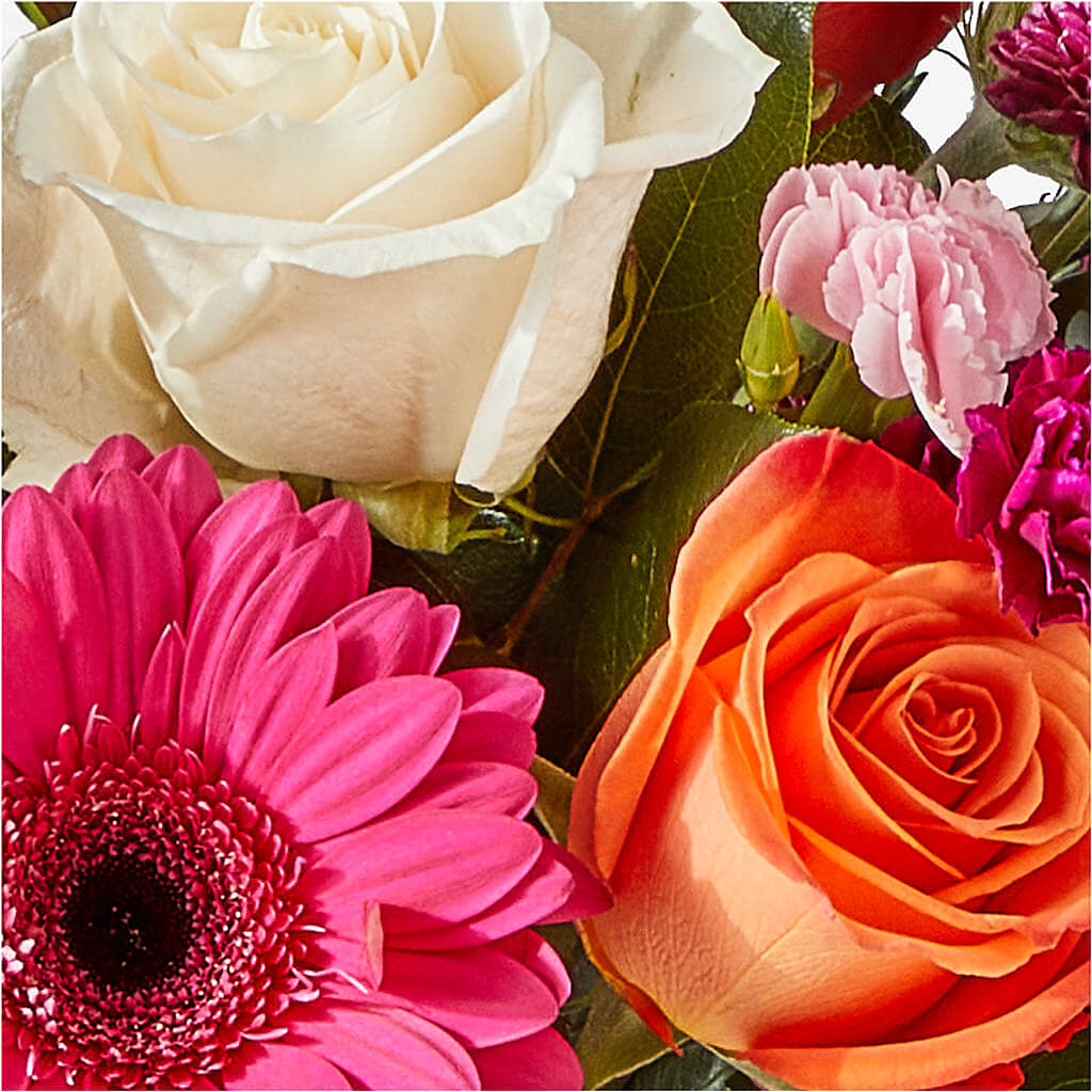 Smell the Roses Bouquet –  Verona Florist, Woodbridge ON