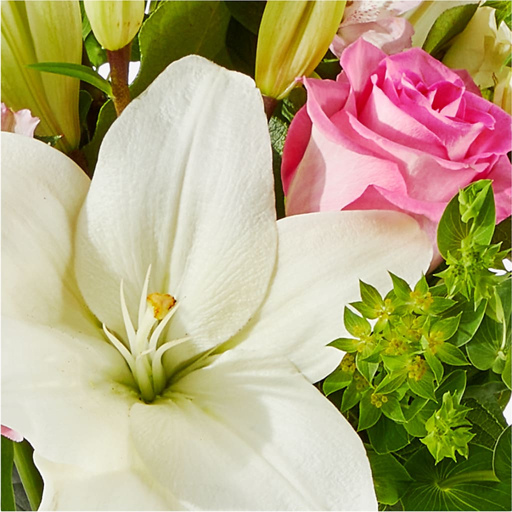 Fondly Bouquet –  Verona Florist, Woodbridge ON