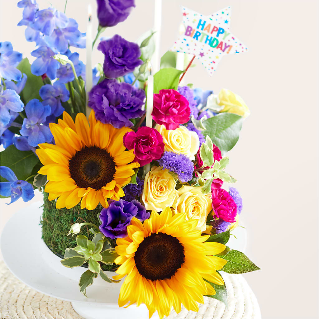Star of the Day Floral Cake –  Verona Florist, Woodbridge ON